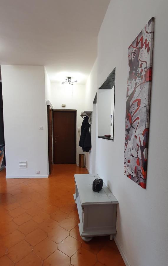Apartamento 2 Bed Flat Centre & Stadio Free Parking Terni Exterior foto